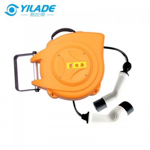 Type2 7kw 11kw 22kw  EV fast Charging Cars  16A 32A  Charger automatic retractable Cable Reel  for electric vehicles